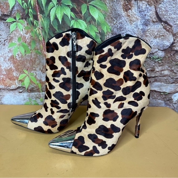SCHUTZ Leopard Print Calf Hair Stiletto Cap Toe Boots, 7.5B - Picture 3 of 15